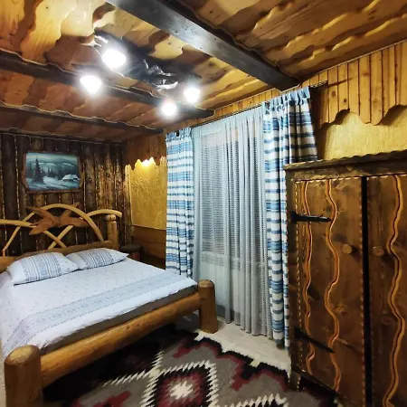 Casa de Férias Berloga Mykulychyn