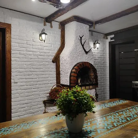 Ferienhaus Berloga Mykulytschyn